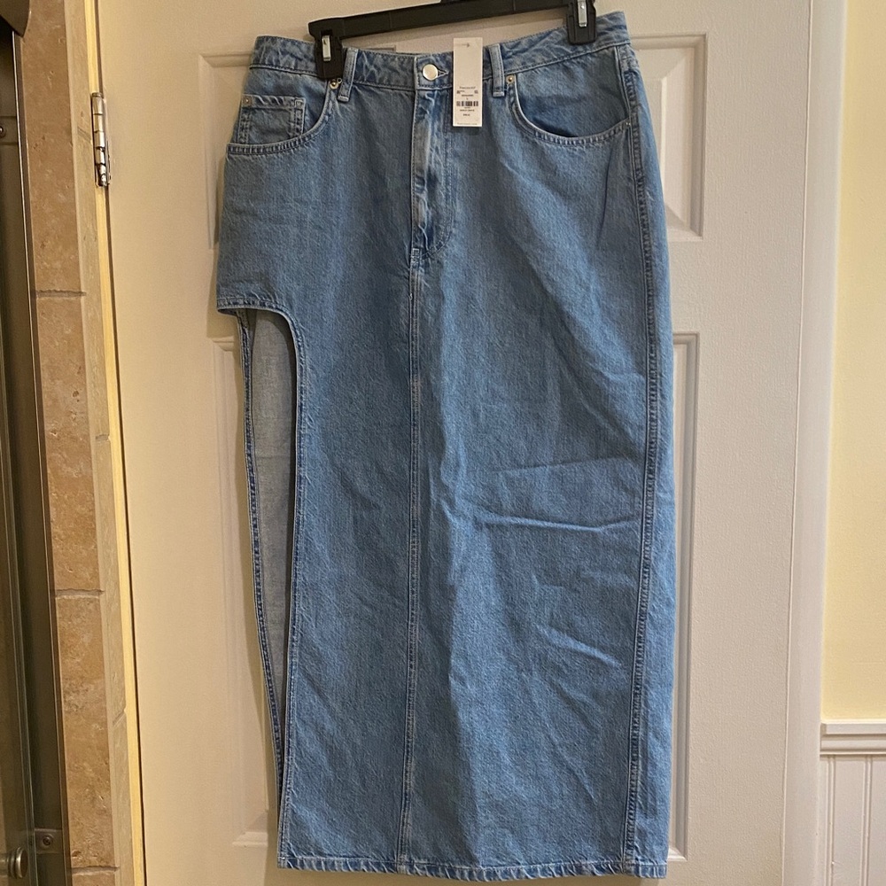 Francesca's Collections Blue Denim Midi Skirt